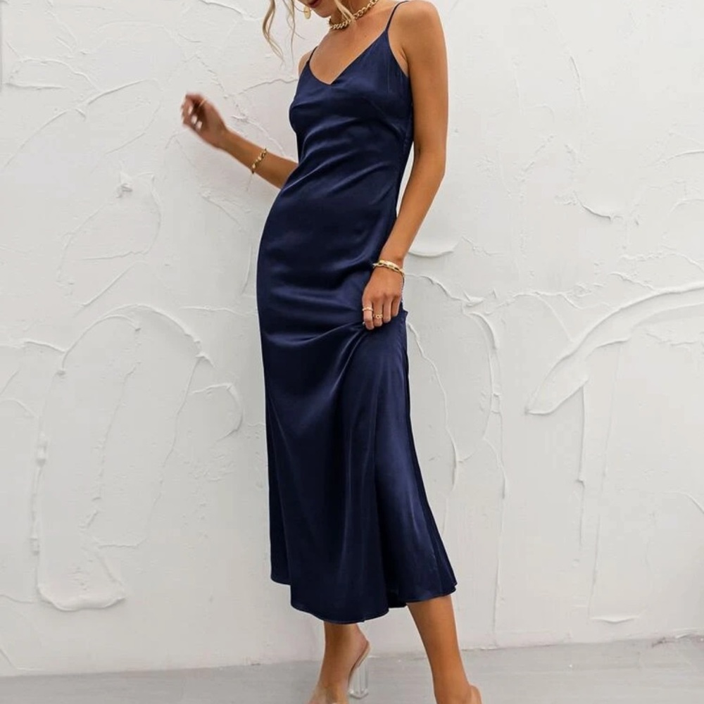 Satin silky v neck cami strap mini slip silk dress holiday party magenta purple - Picture 3 of 10